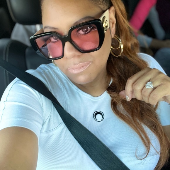 Gucci Sunglasses - Picture 5 of 10